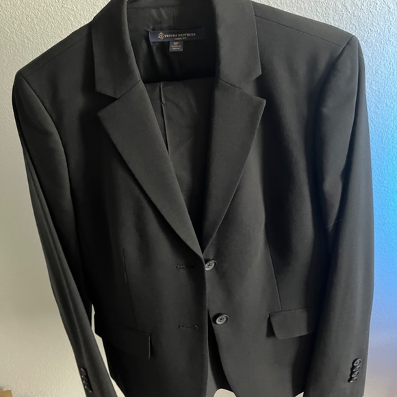 Brooks Brothers Womens Suit - Picture 2 of 3
